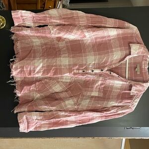 Wonderly Women’s XS flannel shirt.